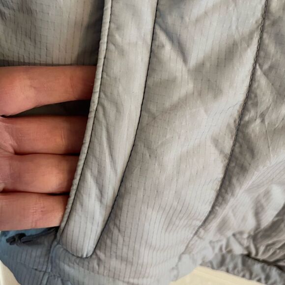 The North Face Women’s Light Gray Zip Up Coat XS/TP - Picture 6 of 13